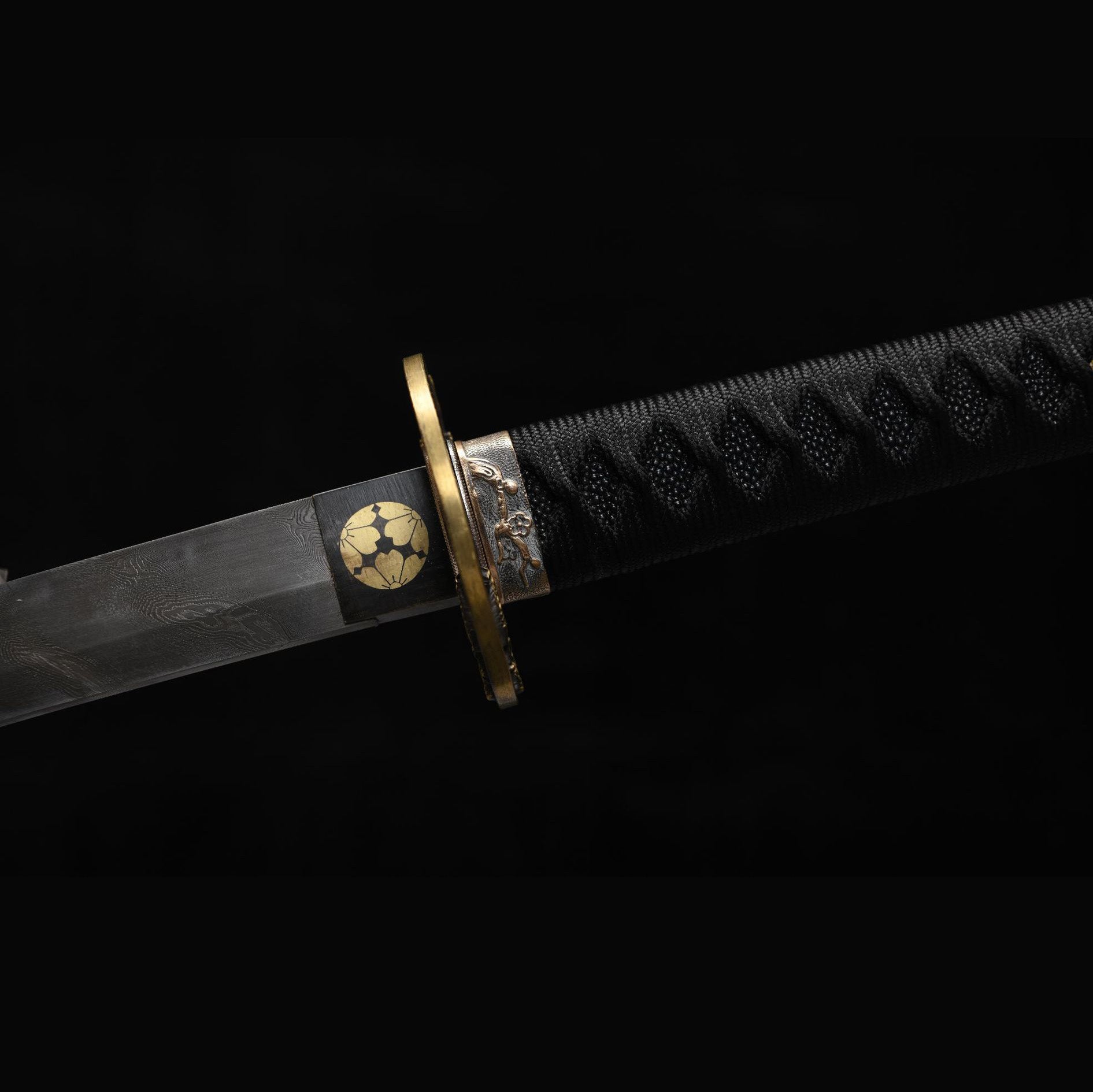 Crimson Drive decorative katana presentation