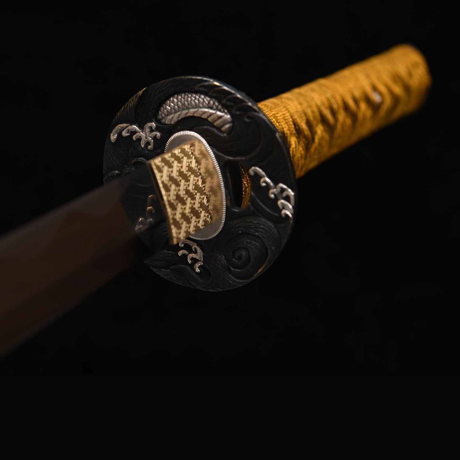 Ground Accord decorative katana angle view