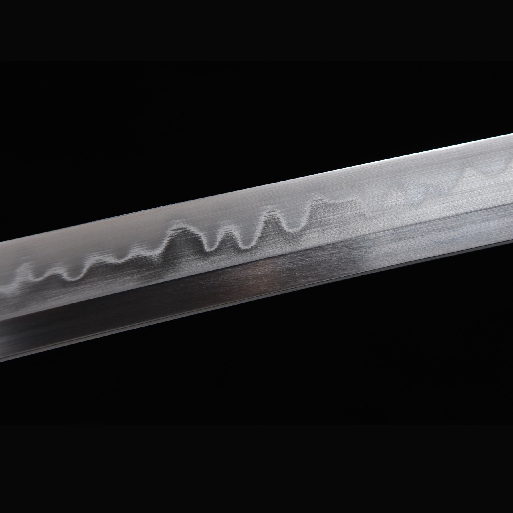 Spark Call decorative katana side view