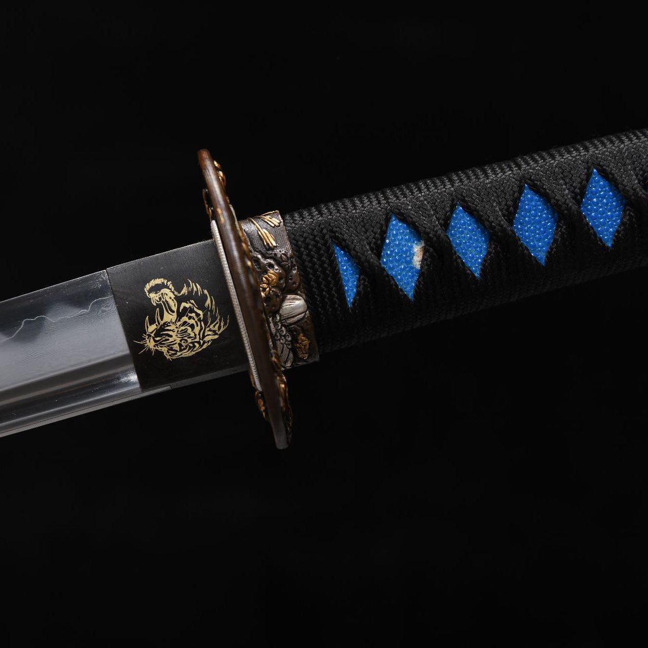 Steel Calm decorative katana side view