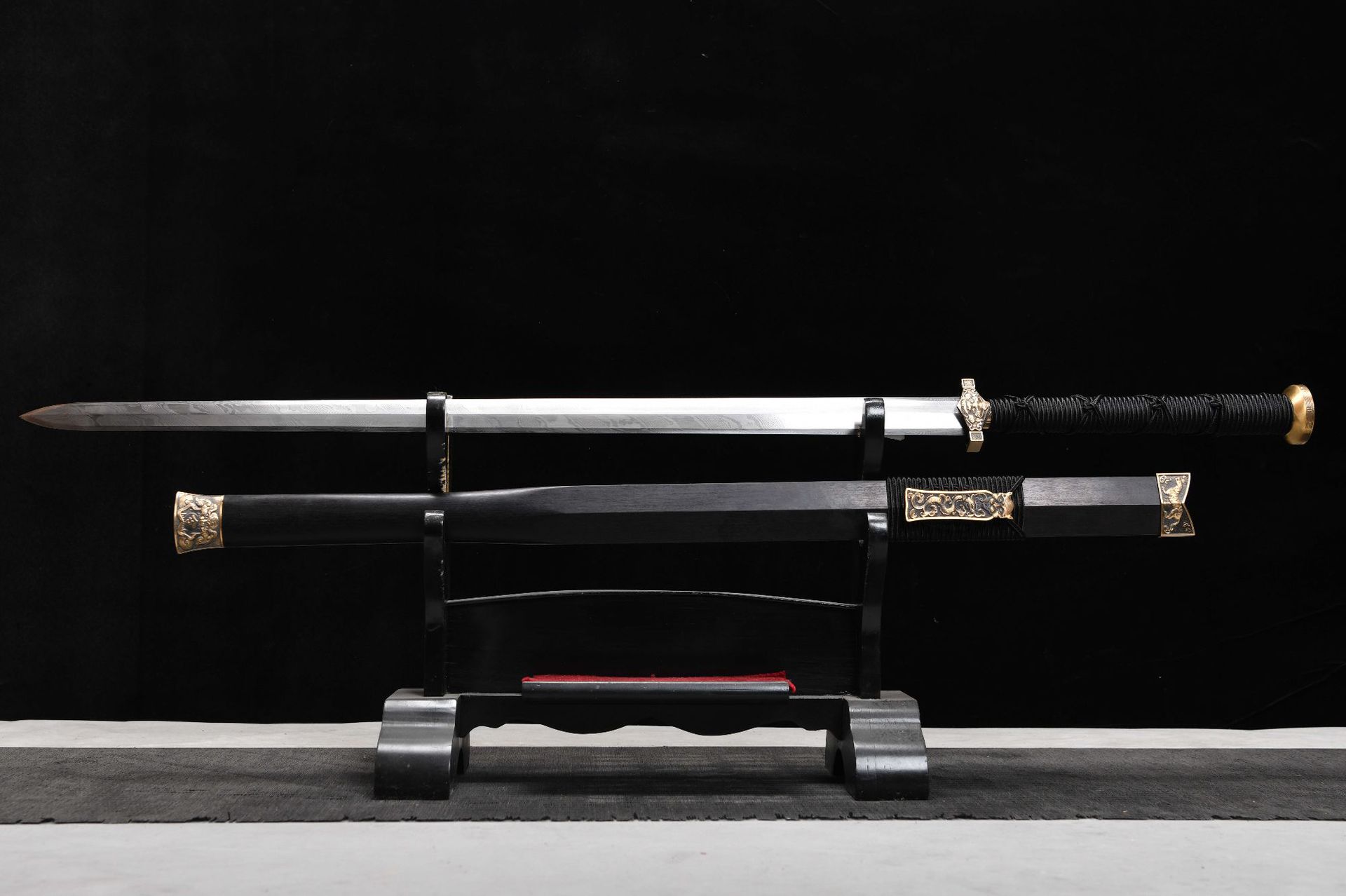 KageForge5 product image: 28" Pattern Steel Japanese Sword with Pure Copper Fittings