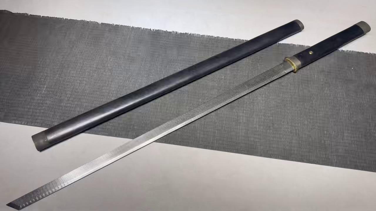 KageForge5 product image: 26" Pattern Steel Japanese Sword with Pure Copper Fittings