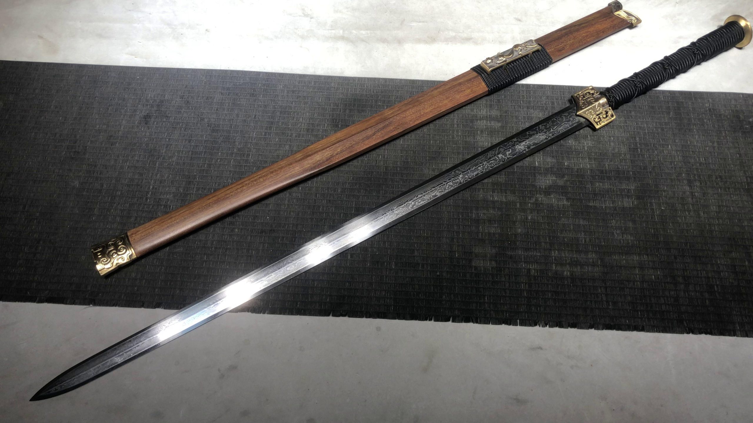 KageForge5 product image: 28" Pattern Steel Japanese Sword with Pure Copper Fittings