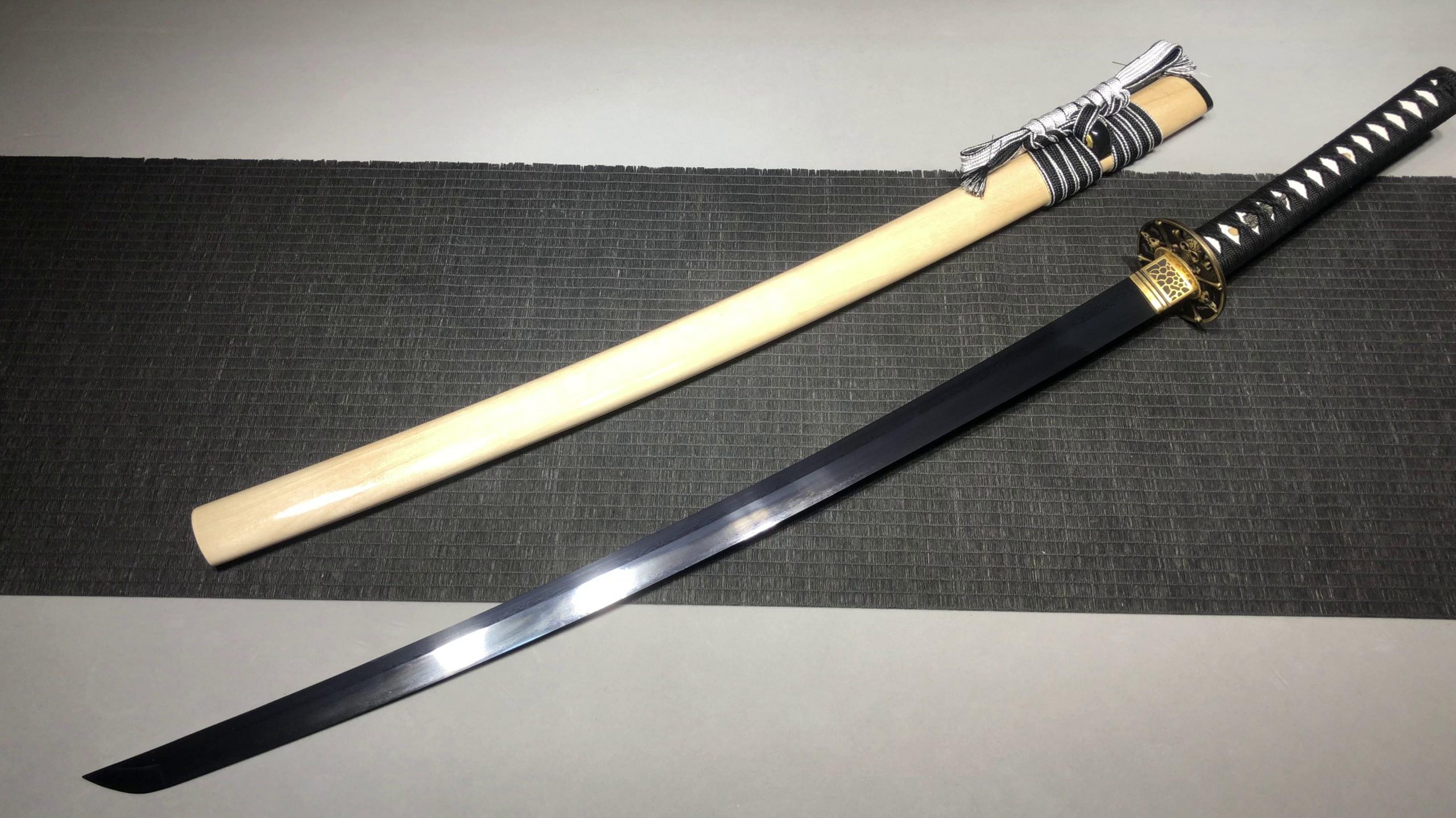 KageForge5 product image: 26" Pattern Steel Katana with Zinc-alloy Fittings