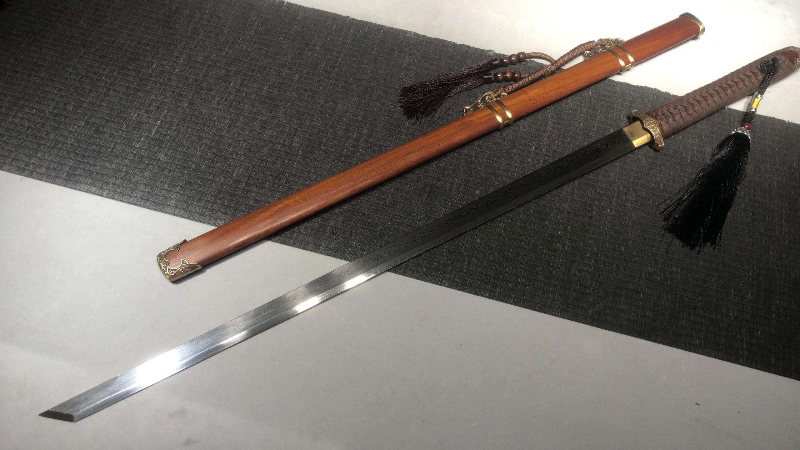 KageForge5 product image: 26" Pattern Steel Japanese Sword