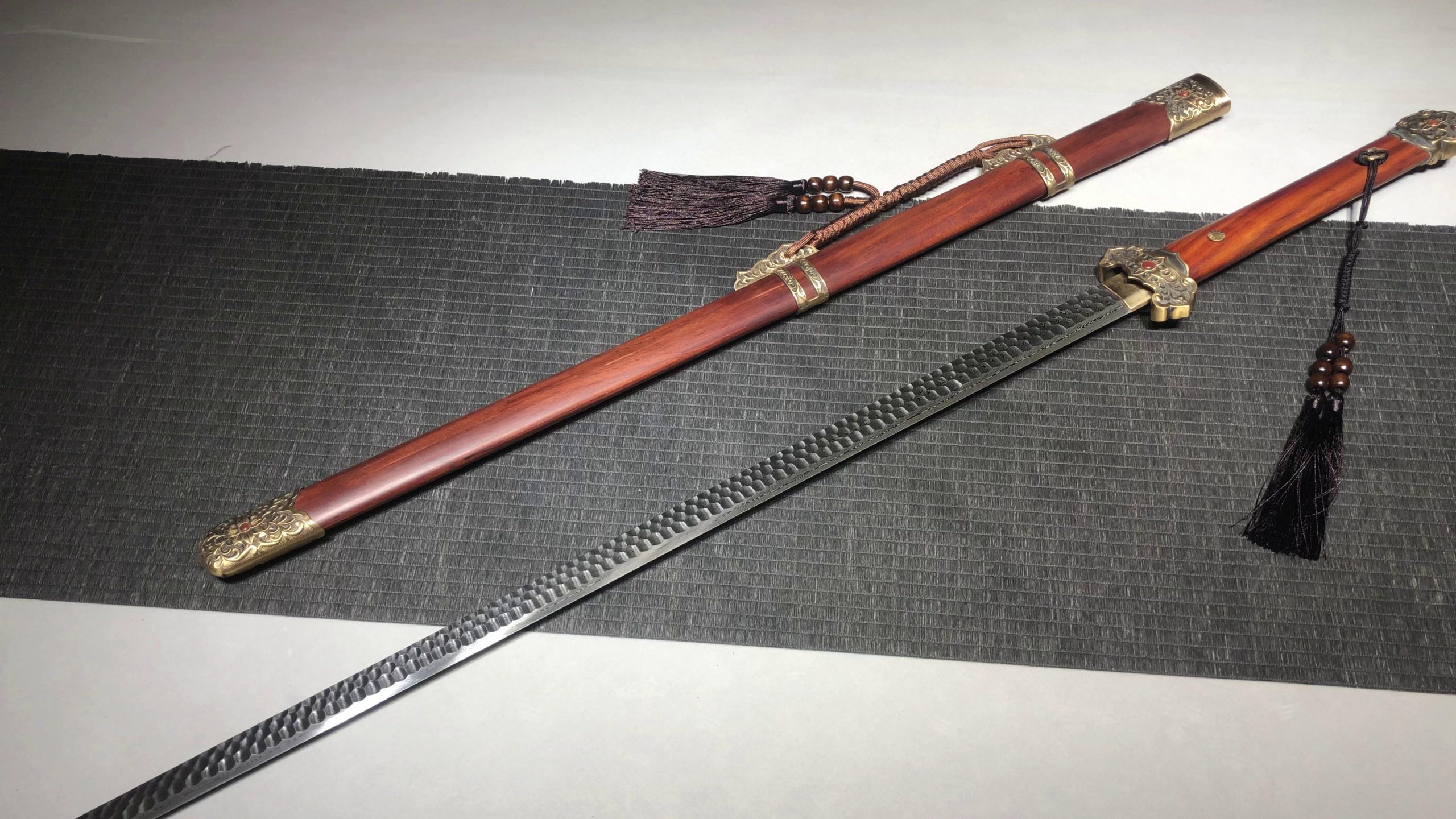 KageForge5 product image: 26" Pattern Steel Japanese Sword with Pure Copper Fittings