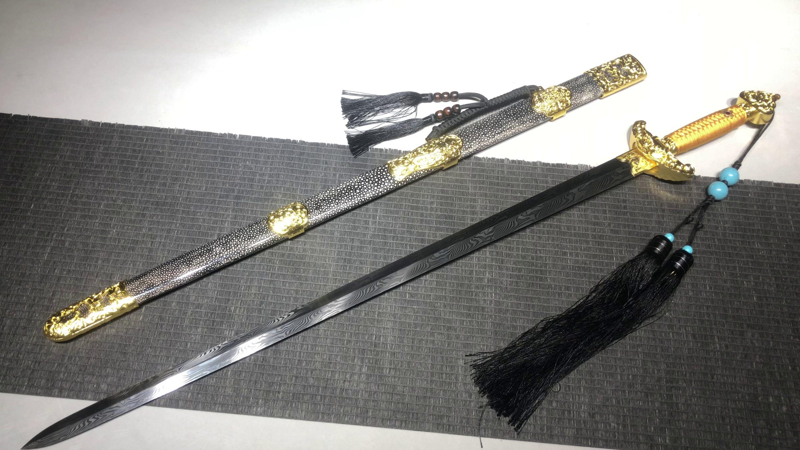 KageForge5 product image: 26" Pattern Steel Japanese Sword with Pure Copper Fittings