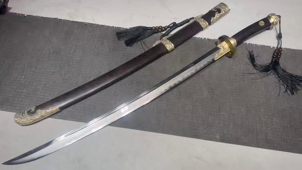 KageForge5 product image: 26" Pattern Steel Japanese Sword with Pure Copper Fittings
