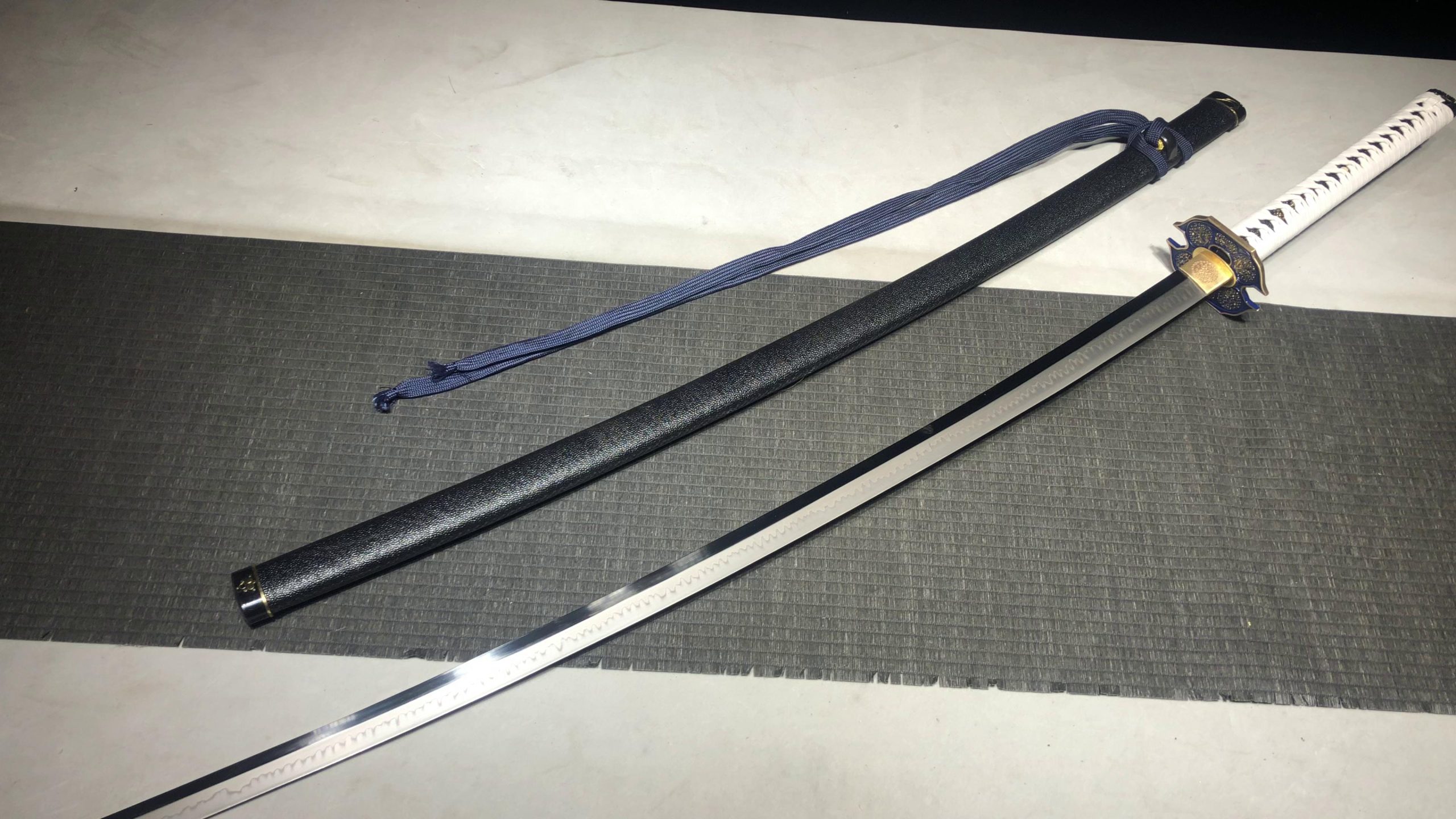 KageForge5 product image: 32" Katana with Pure Copper Fittings