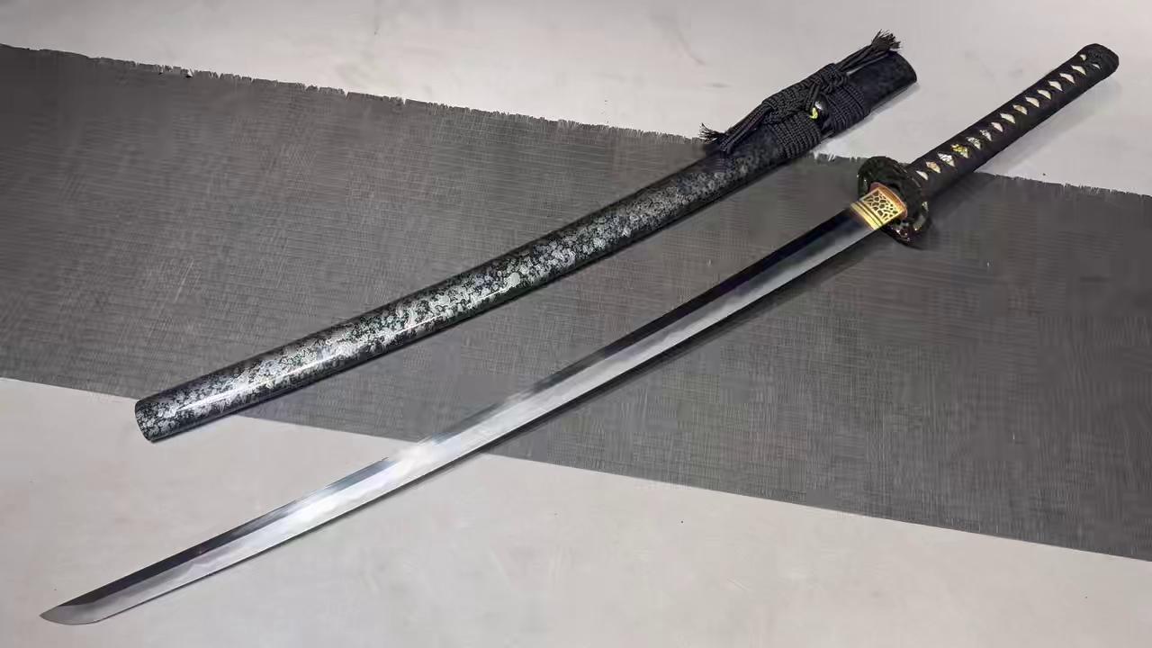 KageForge5 product image: 26" Pattern Steel Katana with Pure Copper Fittings