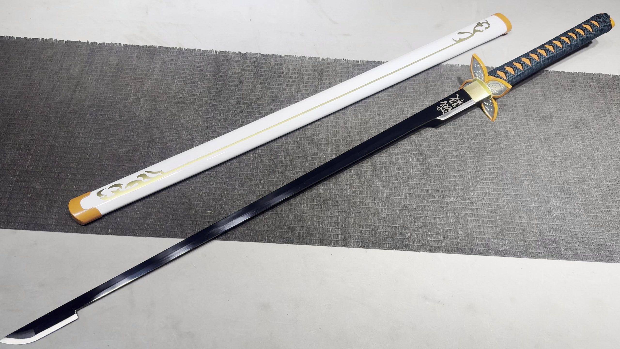KageForge5 product image: 26" Japanese Sword with Zinc-alloy Fittings
