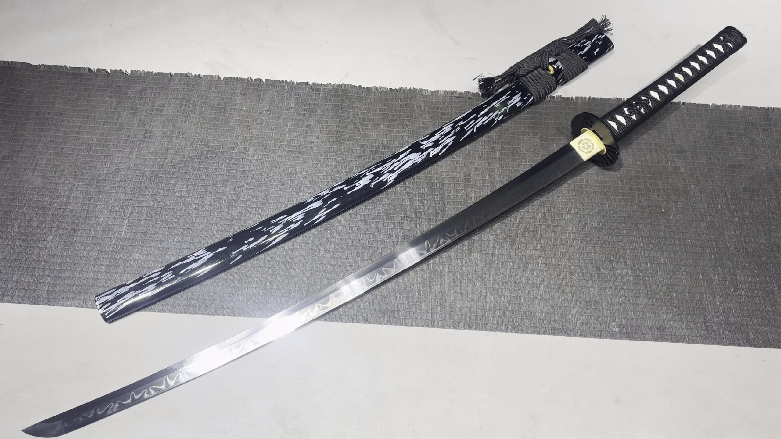 KageForge5 product image: 26" Katana with Iron Fittings
