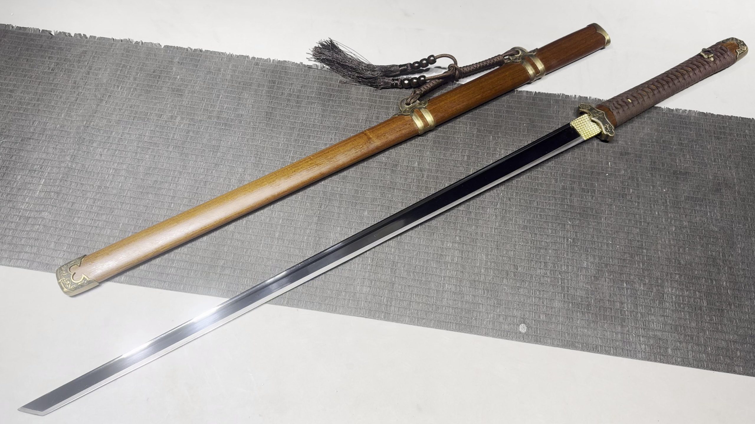 KageForge5 product image: 26" Japanese Sword with Pure Copper Fittings