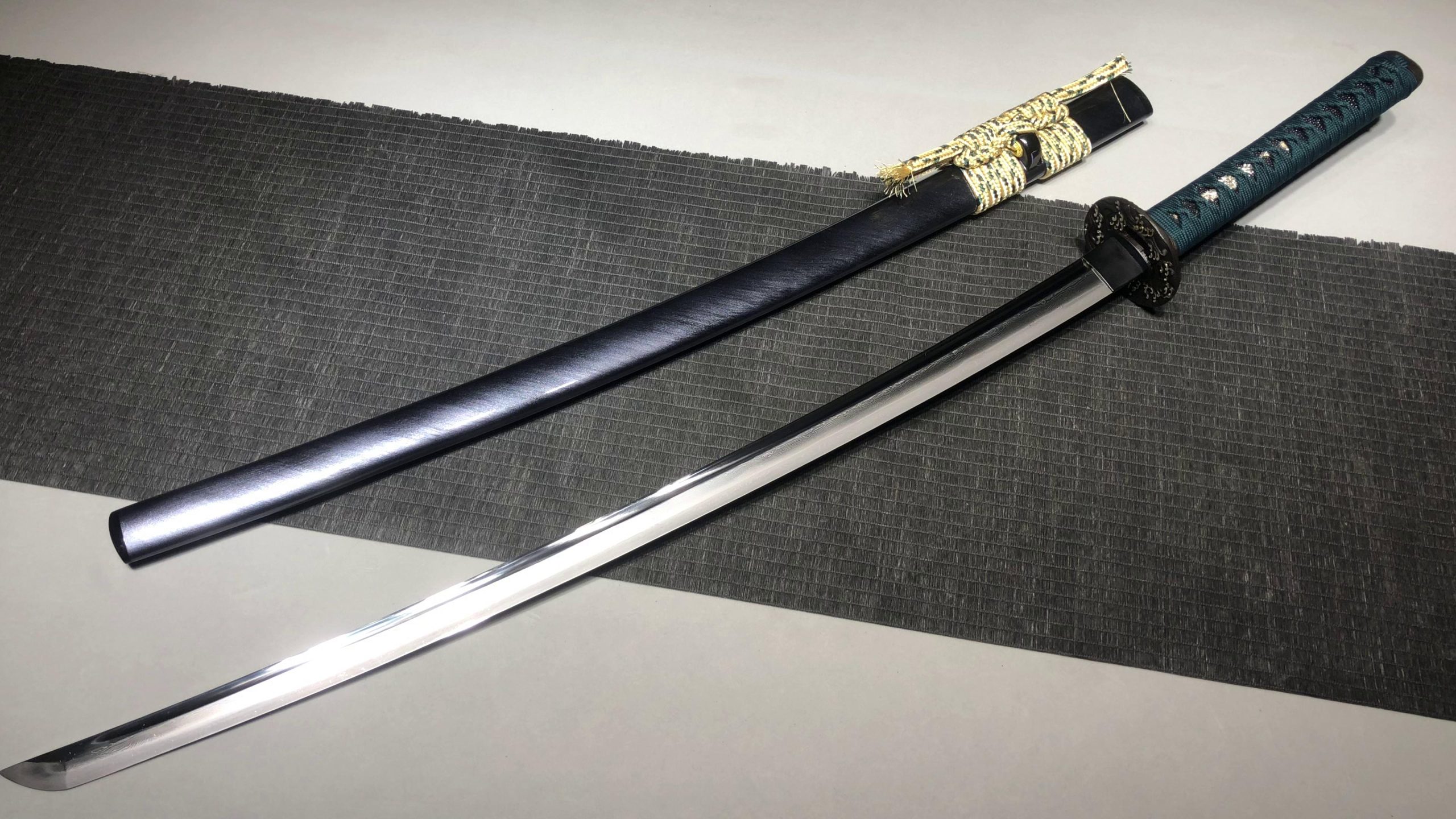 KageForge5 product image: 26" Pattern Steel Katana with Pure Copper Fittings
