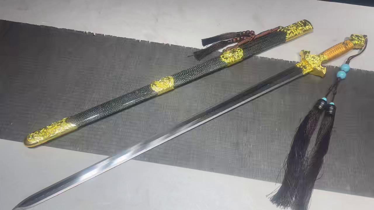 KageForge5 product image: 28" Pattern Steel Japanese Sword with Pure Copper Fittings