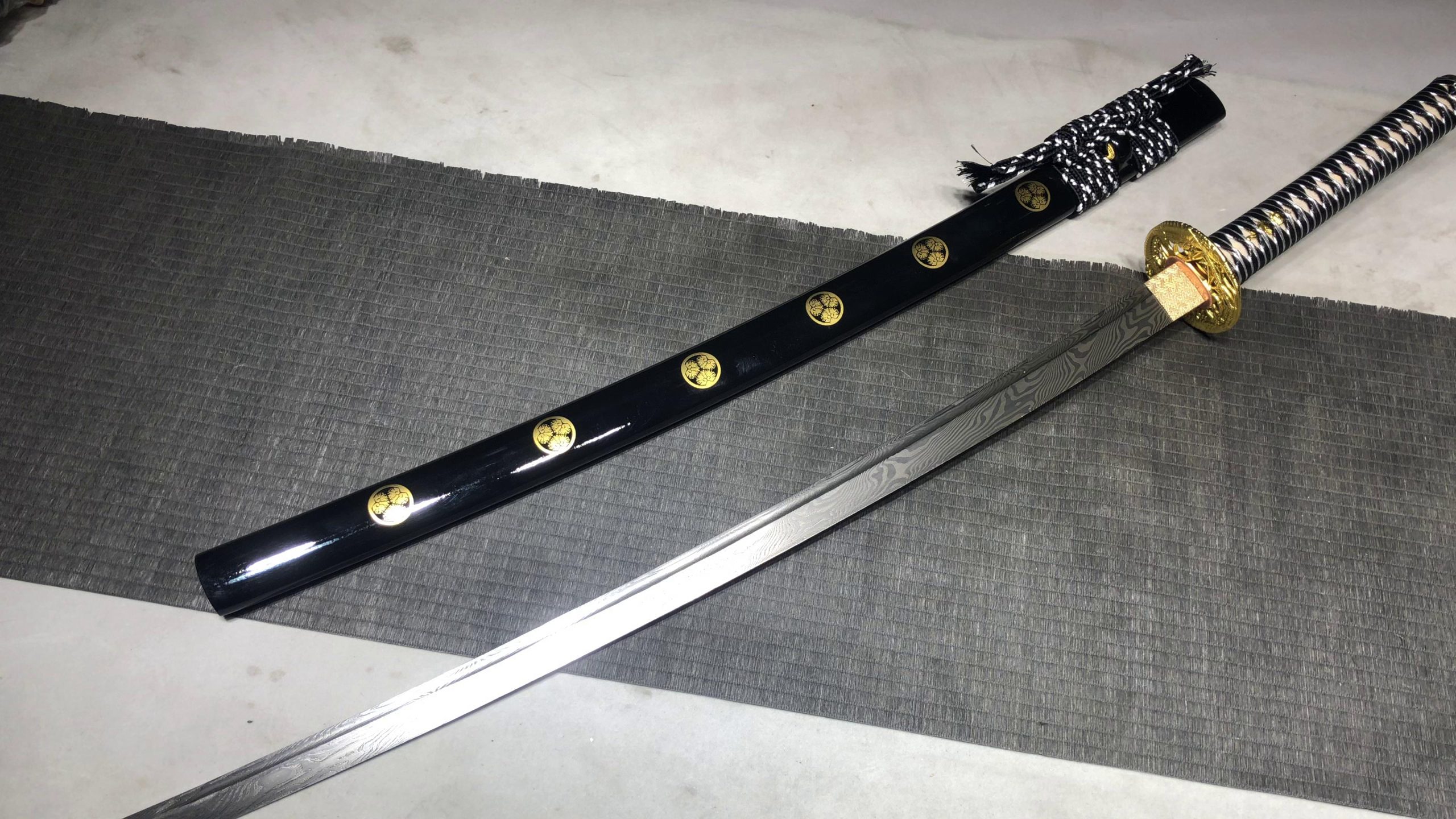 KageForge5 product image: 26" Pattern Steel Katana with Brass Fittings